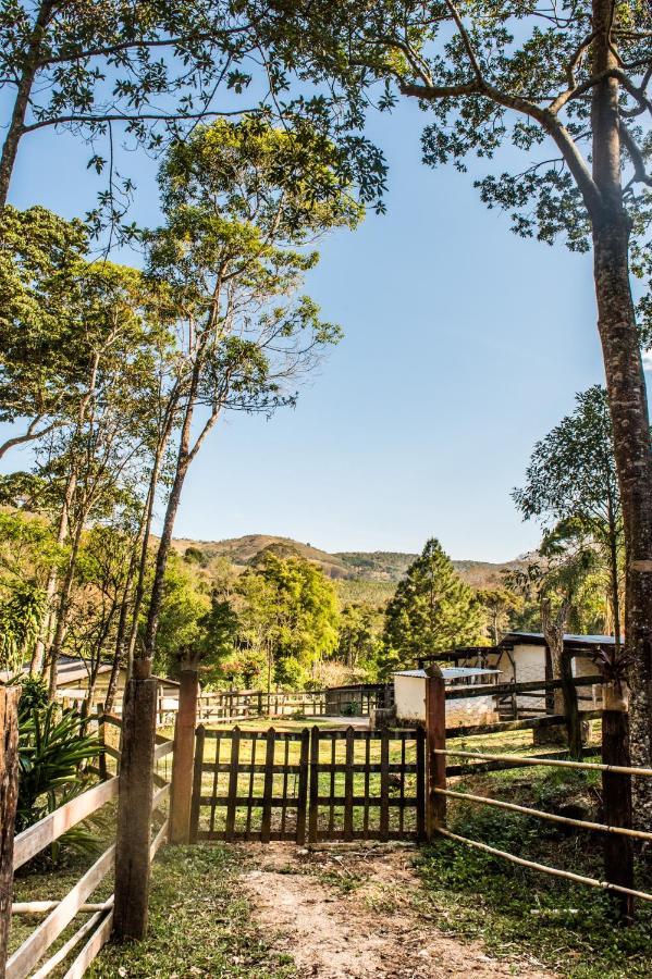 Sitio Araxa - 82 Anos De Historia - Suite Confortavel Em Meio A Floresta Paty do Alferes Dış mekan fotoğraf